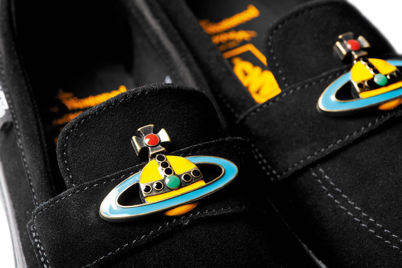 Vans meets Vivienne Westwood in the new 'Anglomania' capsule Vans meets Vivienne Westwood in the new 'Anglomania' capsule