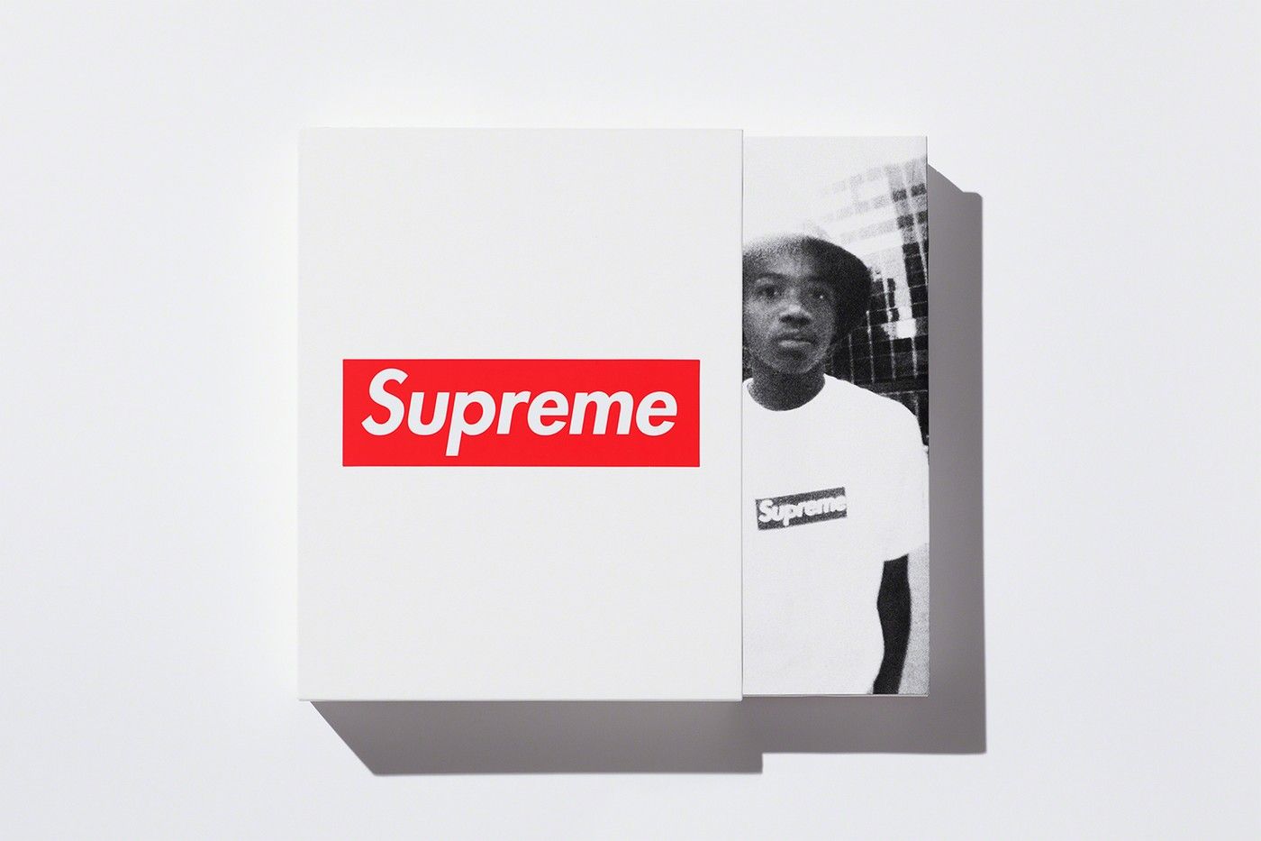 Supreme by Supreme 2020 Hardcover 新品 Supreme by Supreme 2020 Hardcover 新品 Supreme by Supreme