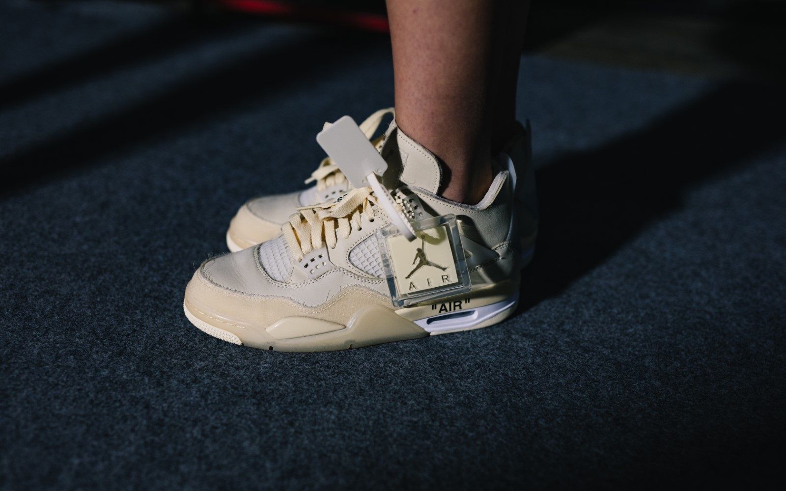 The new Off White x Air Jordan 4