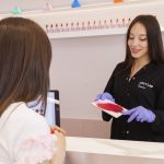 The ultimate guide to apply the red lipstick With all the steps to follow and little secrets to learn | Image 519885