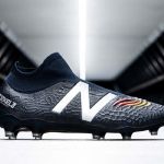 The new Tekela v3 from New Balance The first soccer shoe without laces of the American brand
