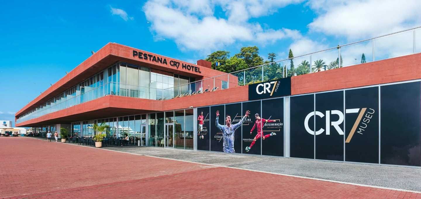 Cristiano Ronaldo is the first billionaire in football history - nss sports