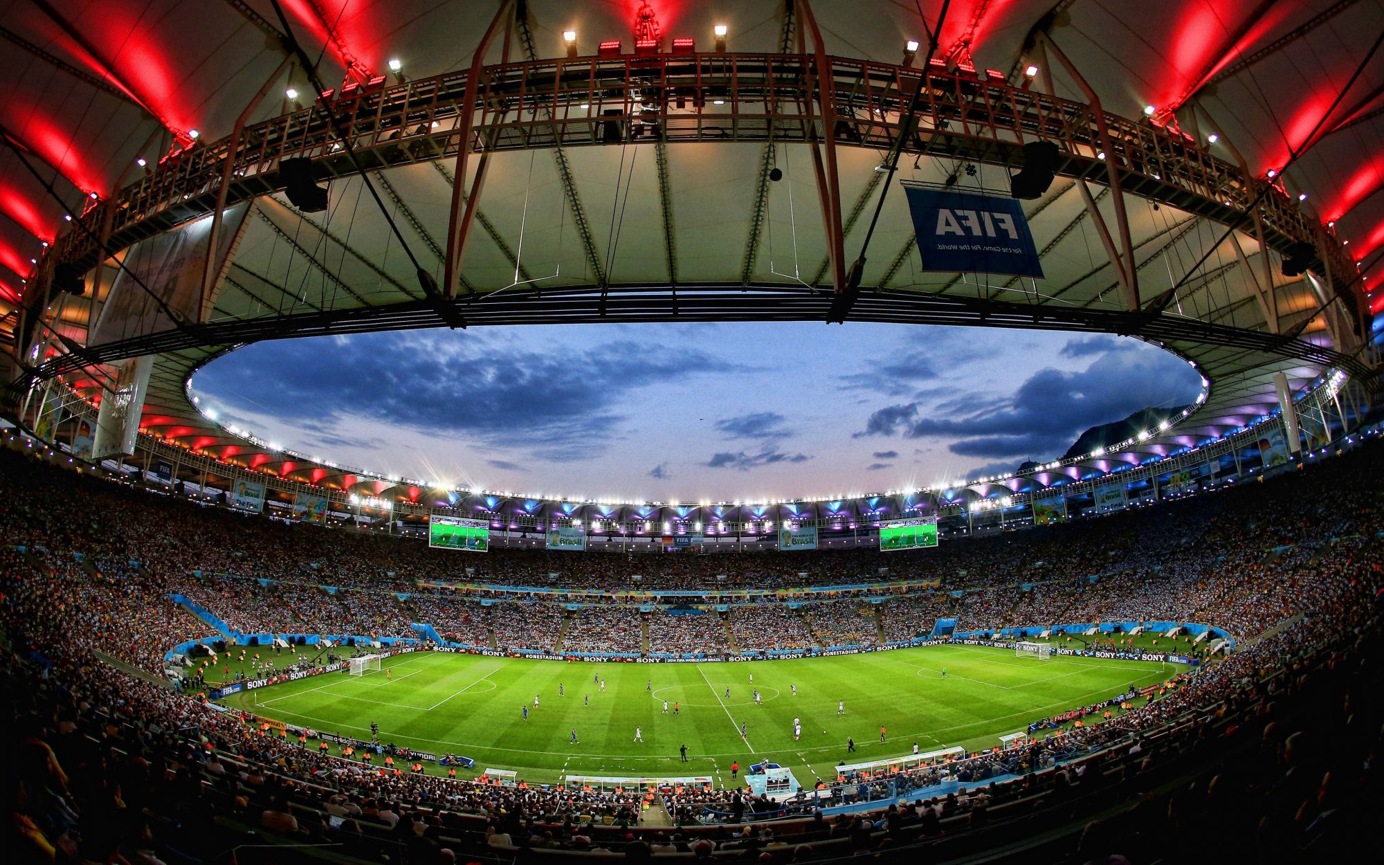 10. Estádio Jornalista Mário Filho (Maracanã), Rio de Janeiro - Fluminnse e Flamengo