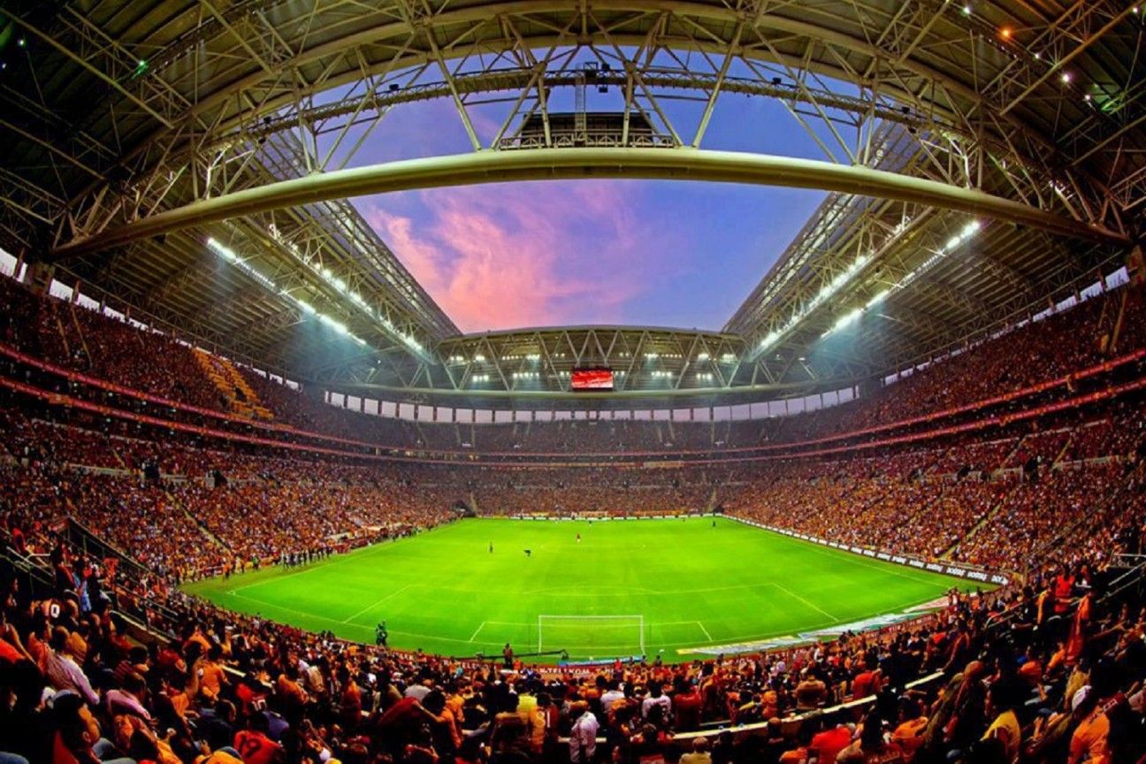 11. Turk Telecom Arena (Inferno rosso), Istanbul - Galatasaray