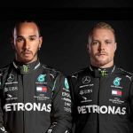 La tuta ''total black'' di PUMA per il team di F1 Mercedes-Amg Petronas Una forte dichiarazione contro il razzismo e ogni tipo di discriminazione