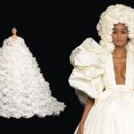 Nick Knight dipinge di luce e poesia la nuova collezione Couture di Valentino Con Of Grace and Light l’haute couture incontra l’arte digitale per creare un momento di pura magia