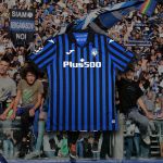 The new Atalanta shirt for the next Champions League The new main sponsor has also been unveiled: it will be Plus500
