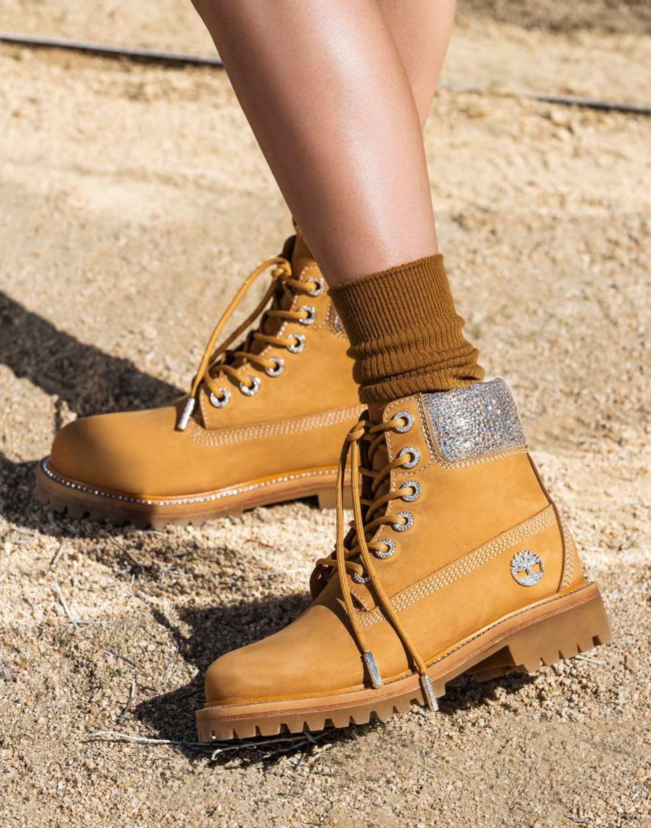 【超希少】Jimmy Choo Timberland Yellow Boot Jimmy Choo x Timberland: Inside the Exclusive Collaboration