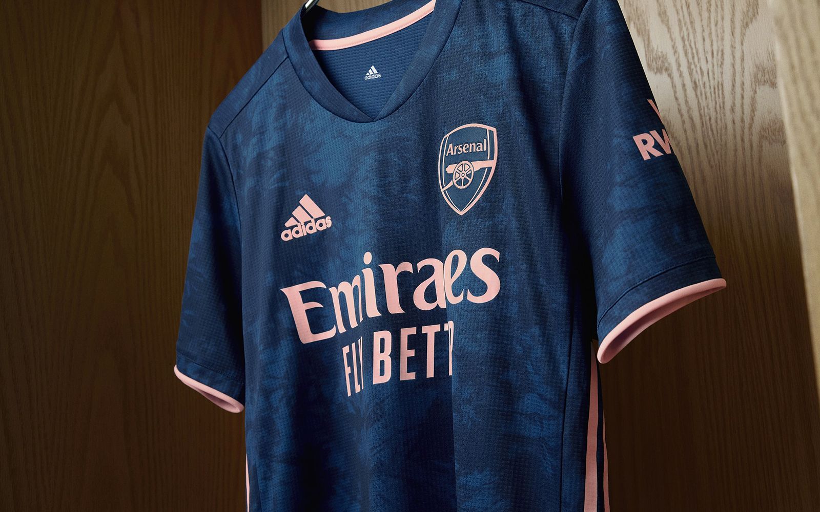 New arsenal outlet adidas kits