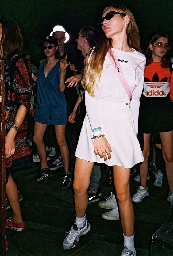 La sneaker delle sottoculture: la storia della Nike Air Max Plus 'Tn' La silhouette simbolo dei chavs protagonista dell'ultima collabo di Supreme | Image 285629