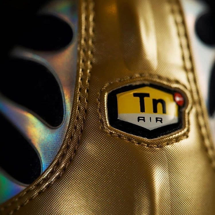 La sneaker delle sottoculture: la storia della Nike Air Max Plus 'Tn' La silhouette simbolo dei chavs protagonista dell'ultima collabo di Supreme | Image 285626