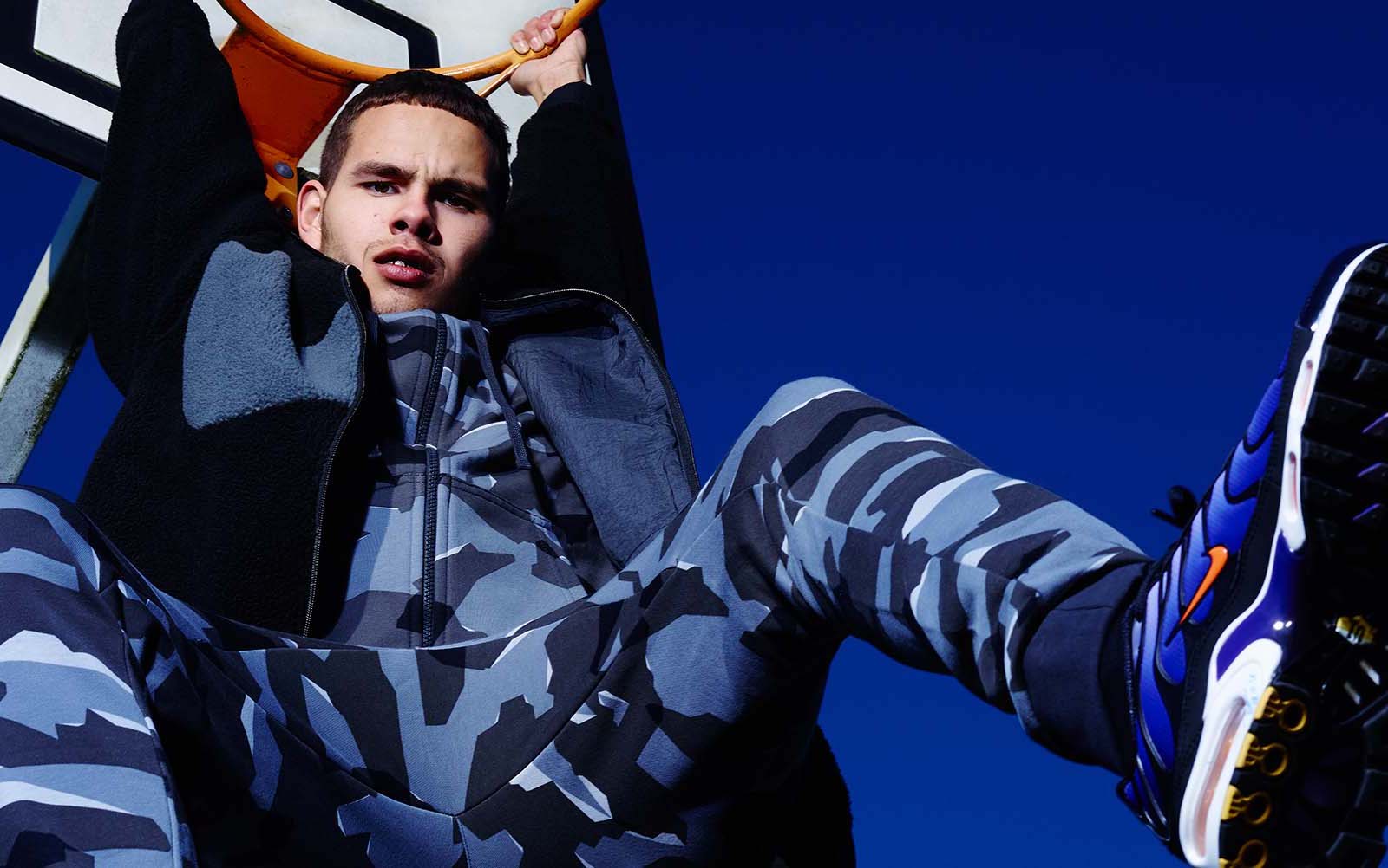 La sneaker delle sottoculture: la storia della Nike Air Max Plus 'Tn' La silhouette simbolo dei chavs protagonista dell'ultima collabo di Supreme | Image 285547