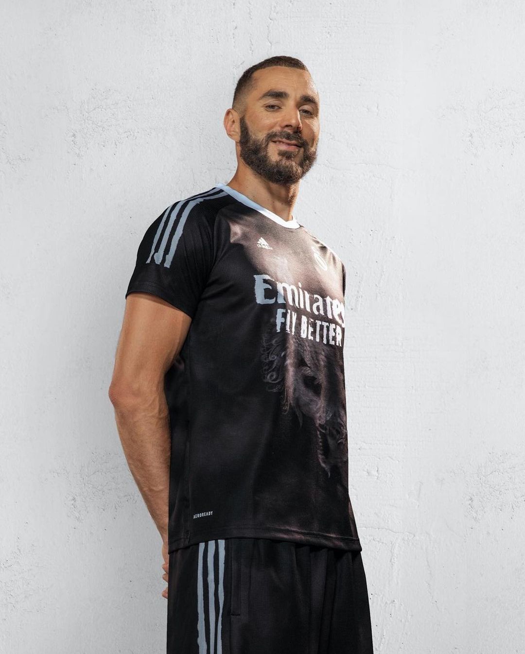 Real Madrid asked to modify the adidas x Human Race jersey - nss