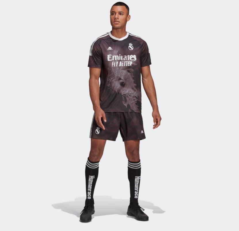 Real Madrid asked to modify the adidas x Human Race jersey