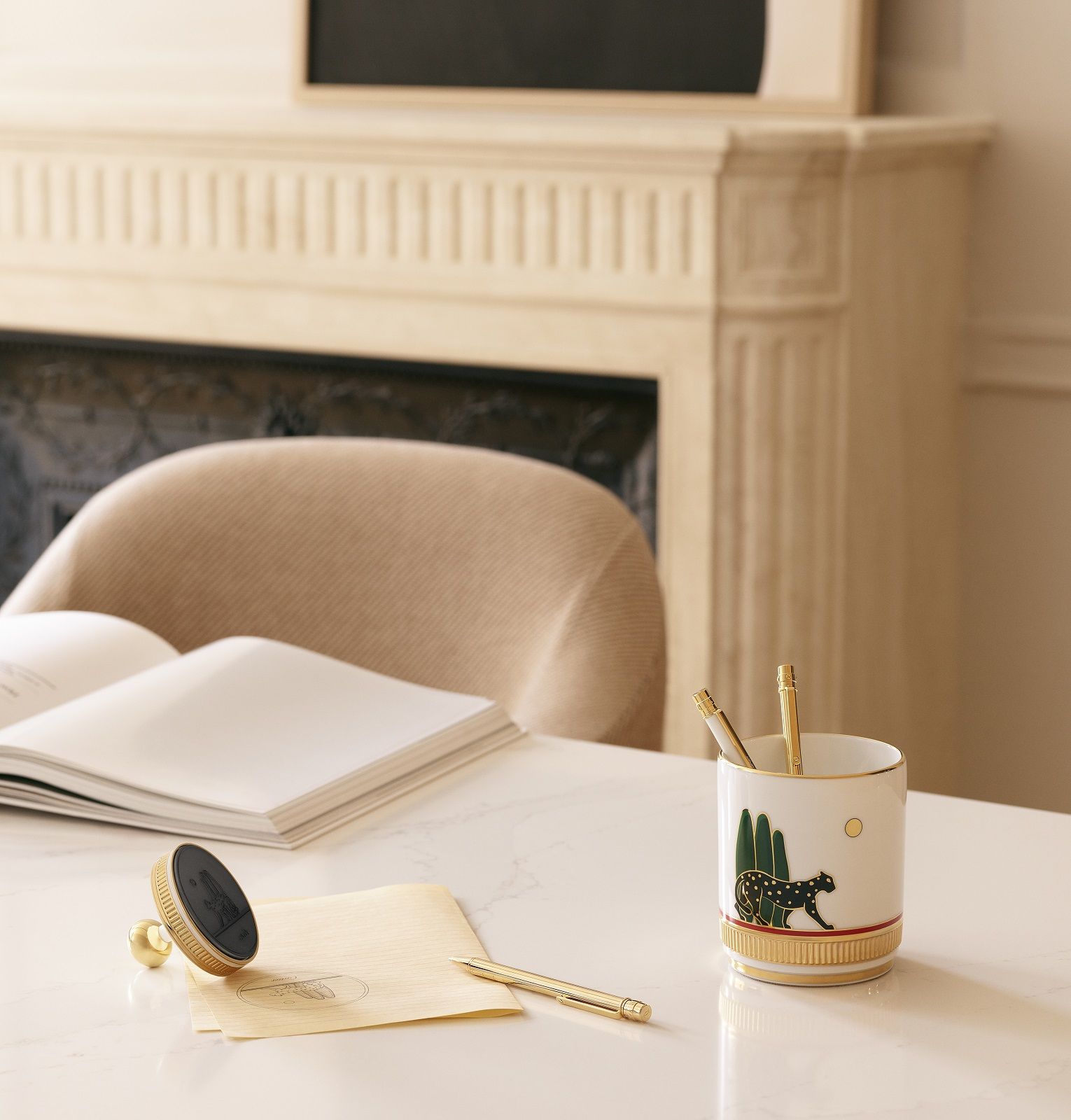 Cartier presents a new collection of objects and accessories - nss