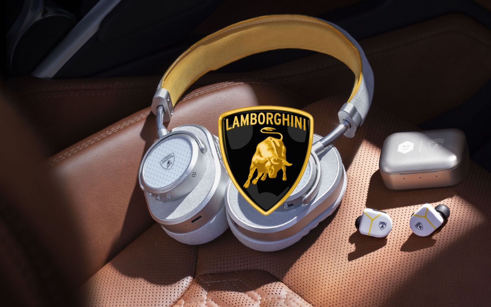 The new Lamborghini headphones in collaboration with Master & Dynamic