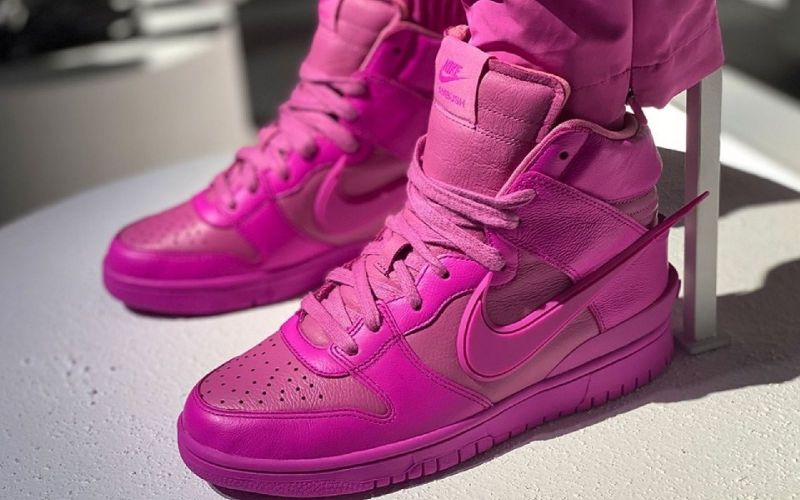 dunk x ambush pink