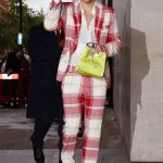 I migliori look di Harry Styles Dal gilet patchwork diventato virale su TikTok ai completi di Gucci | Image 315242