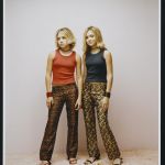 5 style essentials of the Olsen twins The looks of Ashley and Mary-Kate that influenced our style from the late 90s till today | Image 323466