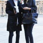 5 style essentials of the Olsen twins The looks of Ashley and Mary-Kate that influenced our style from the late 90s till today | Image 323432