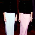 5 style essentials of the Olsen twins The looks of Ashley and Mary-Kate that influenced our style from the late 90s till today | Image 323454