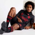 The new 424 x Arsenal collection Available from March 16 on the new adidas CONFIRMED app