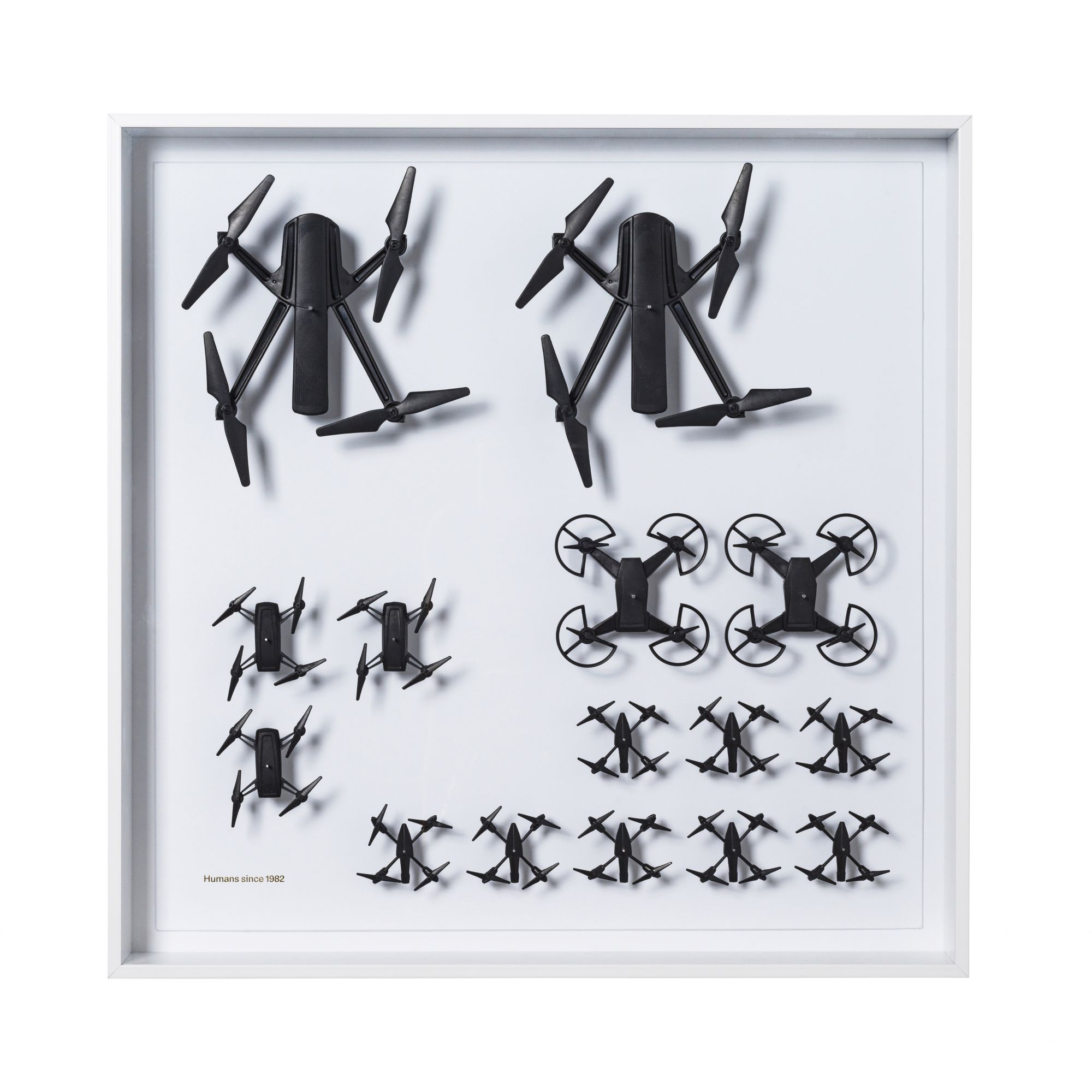 【 IKEA ART EVENT 2021 】 ダニエル　アーシャム　置き時計 Amazon.co.jp: IKEA Art Event 2021 x Daniel Arsham Clock