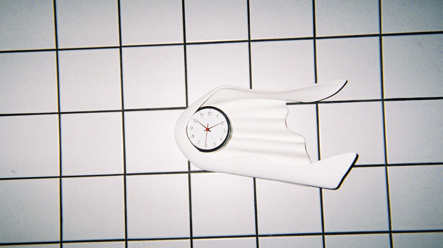 IKEA ART EVENT 2021 DANIEL ARSHAM置時計 Daniel Arsham's watch in collaboration with IKEA - nss magazine