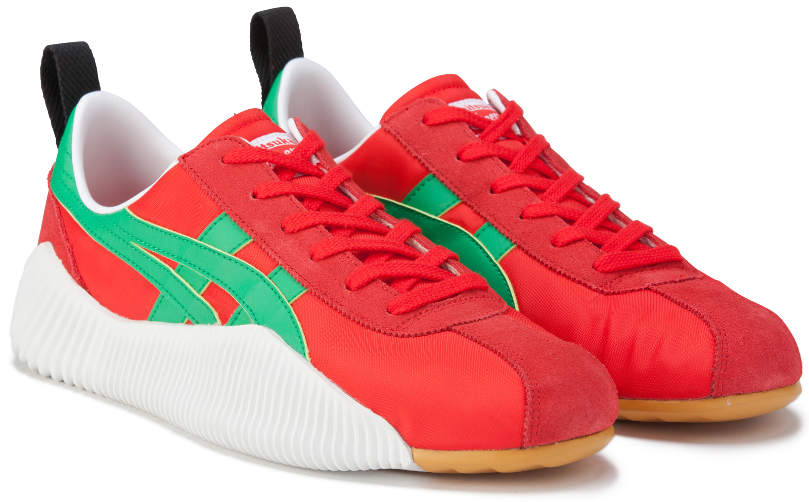 The retrofuturism of the new ACROMOUNT™ Series by Onitsuka
