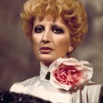 I migliori look di Mina, icona della musica italiana Dal drammatico cat-eye alle sopracciglia invisibili | Image 331880
