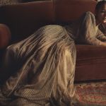 Dior presenta la nuova Gold Capsule Collection Maria Grazia Chiuri reinterpreta gli item cult della Maison con un elegante tocco d’oro