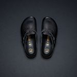 Quando le Birkenstock Boston sono diventate cool La ciabatta (quasi) ortopedica del tanto amato/odiato brand tedesco sta vivendo una nuova popolarità | Image 348326