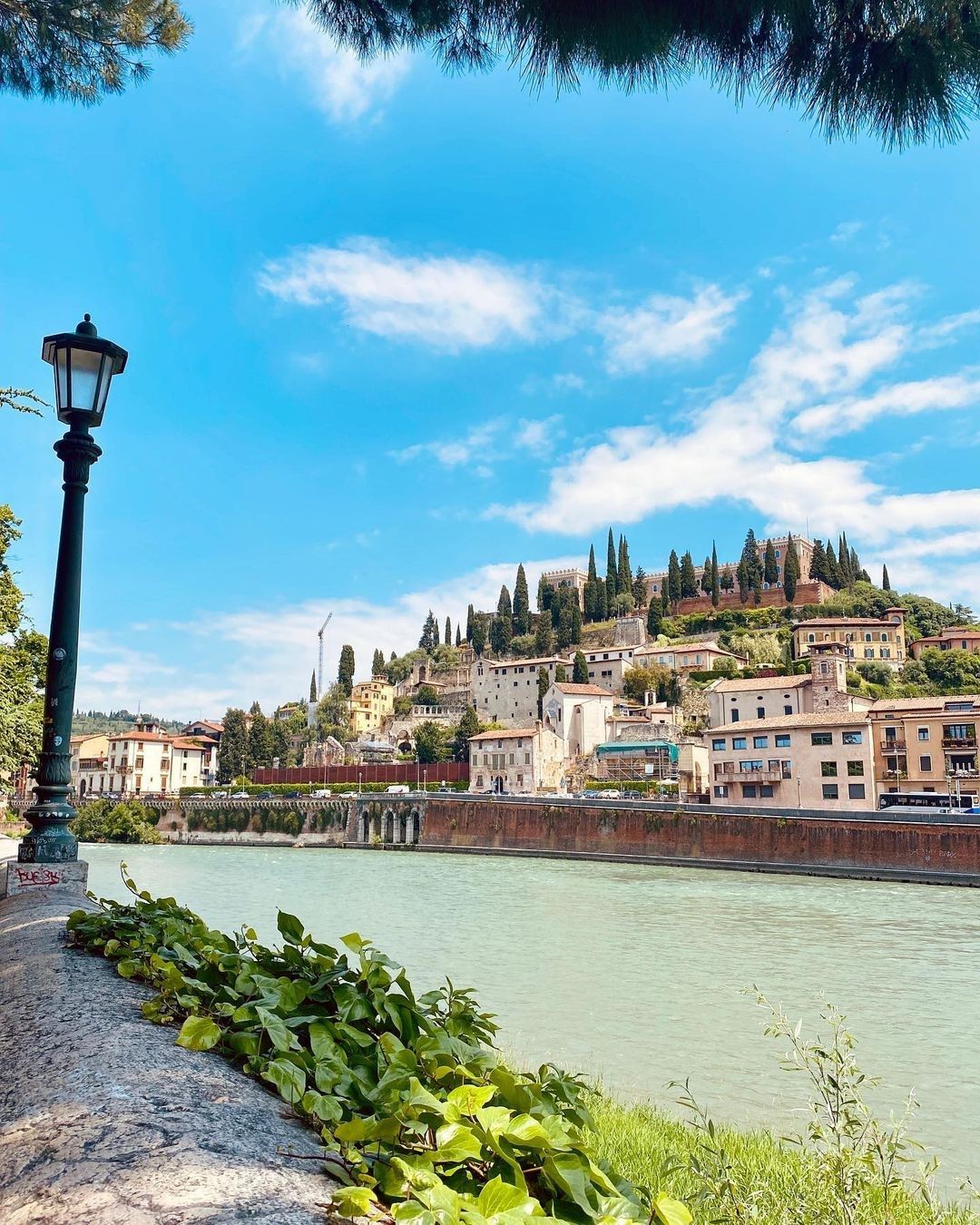 5 film, città e outfits per tuffarsi nell’estate italiana L'infinita ispirazione dell'estate italiana fra cinema, moda ed estetica mediterranea | Image 352187