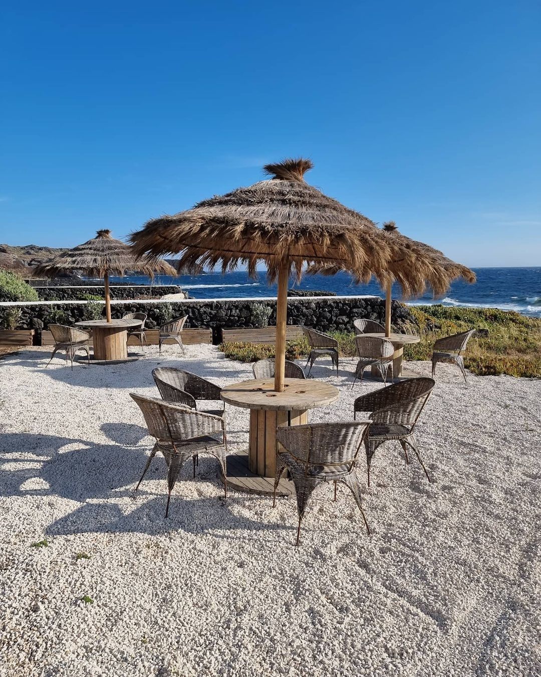 5 film, città e outfits per tuffarsi nell’estate italiana L'infinita ispirazione dell'estate italiana fra cinema, moda ed estetica mediterranea | Image 350666