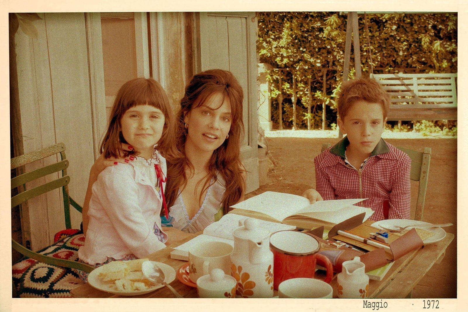 5 film, città e outfits per tuffarsi nell’estate italiana L'infinita ispirazione dell'estate italiana fra cinema, moda ed estetica mediterranea | Image 351101