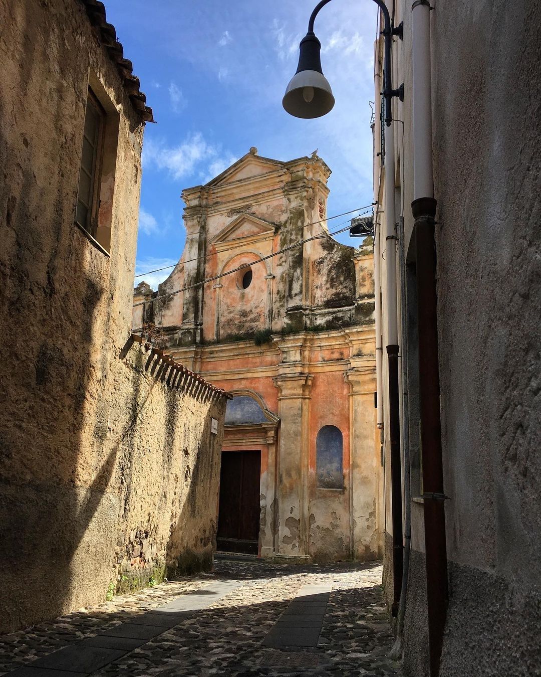 5 film, città e outfits per tuffarsi nell’estate italiana L'infinita ispirazione dell'estate italiana fra cinema, moda ed estetica mediterranea | Image 351266