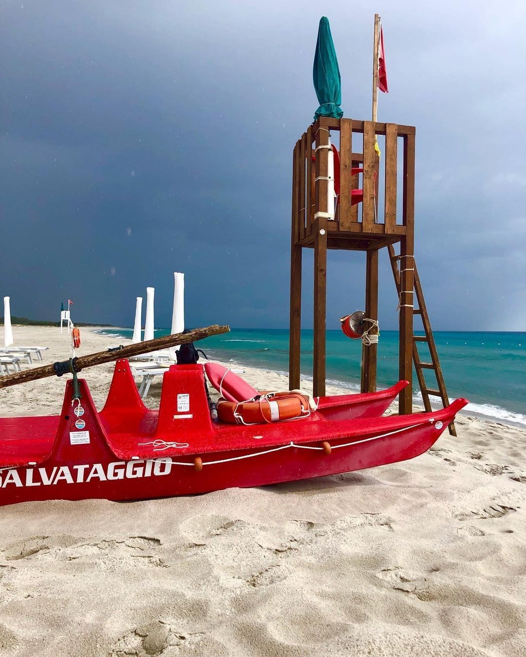 5 film, città e outfits per tuffarsi nell’estate italiana L'infinita ispirazione dell'estate italiana fra cinema, moda ed estetica mediterranea | Image 351261