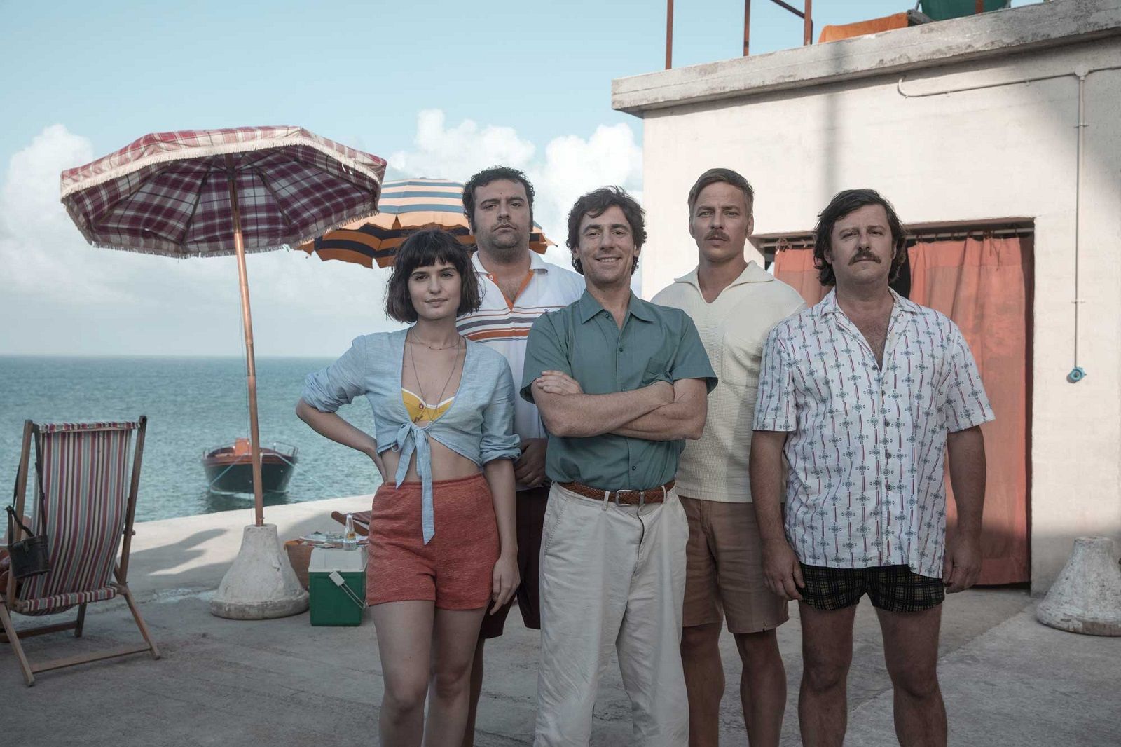 5 film, città e outfits per tuffarsi nell’estate italiana L'infinita ispirazione dell'estate italiana fra cinema, moda ed estetica mediterranea | Image 354211