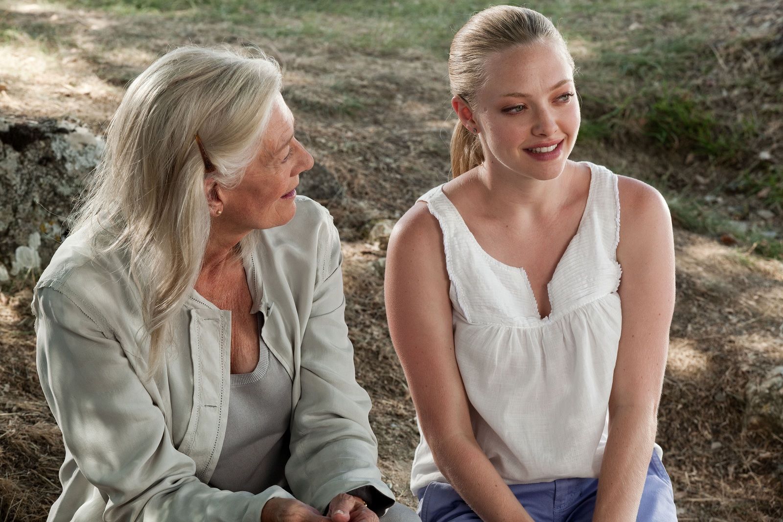 5 film, città e outfits per tuffarsi nell’estate italiana L'infinita ispirazione dell'estate italiana fra cinema, moda ed estetica mediterranea | Image 352191