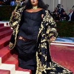 I migliori fashion moments nella storia del Met Gala Da Lady Gaga in hot pink a Rihanna in versione Papessa | Image 450478