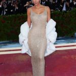 I migliori fashion moments nella storia del Met Gala Da Lady Gaga in hot pink a Rihanna in versione Papessa | Image 450475