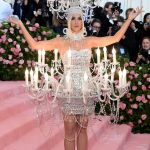 I migliori fashion moments nella storia del Met Gala Da Lady Gaga in hot pink a Rihanna in versione Papessa | Image 369687