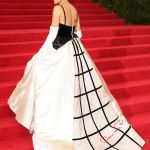 I migliori fashion moments nella storia del Met Gala Da Lady Gaga in hot pink a Rihanna in versione Papessa | Image 370031