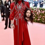 I migliori fashion moments nella storia del Met Gala Da Lady Gaga in hot pink a Rihanna in versione Papessa | Image 369701
