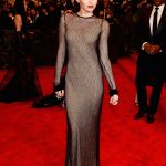 I migliori fashion moments nella storia del Met Gala Da Lady Gaga in hot pink a Rihanna in versione Papessa | Image 369716