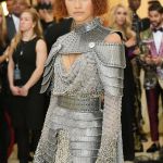 I migliori fashion moments nella storia del Met Gala Da Lady Gaga in hot pink a Rihanna in versione Papessa | Image 370041