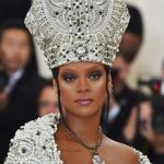 I migliori fashion moments nella storia del Met Gala Da Lady Gaga in hot pink a Rihanna in versione Papessa | Image 370038