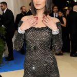 I migliori fashion moments nella storia del Met Gala Da Lady Gaga in hot pink a Rihanna in versione Papessa | Image 370052