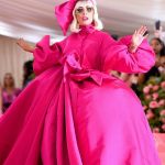 I migliori fashion moments nella storia del Met Gala Da Lady Gaga in hot pink a Rihanna in versione Papessa