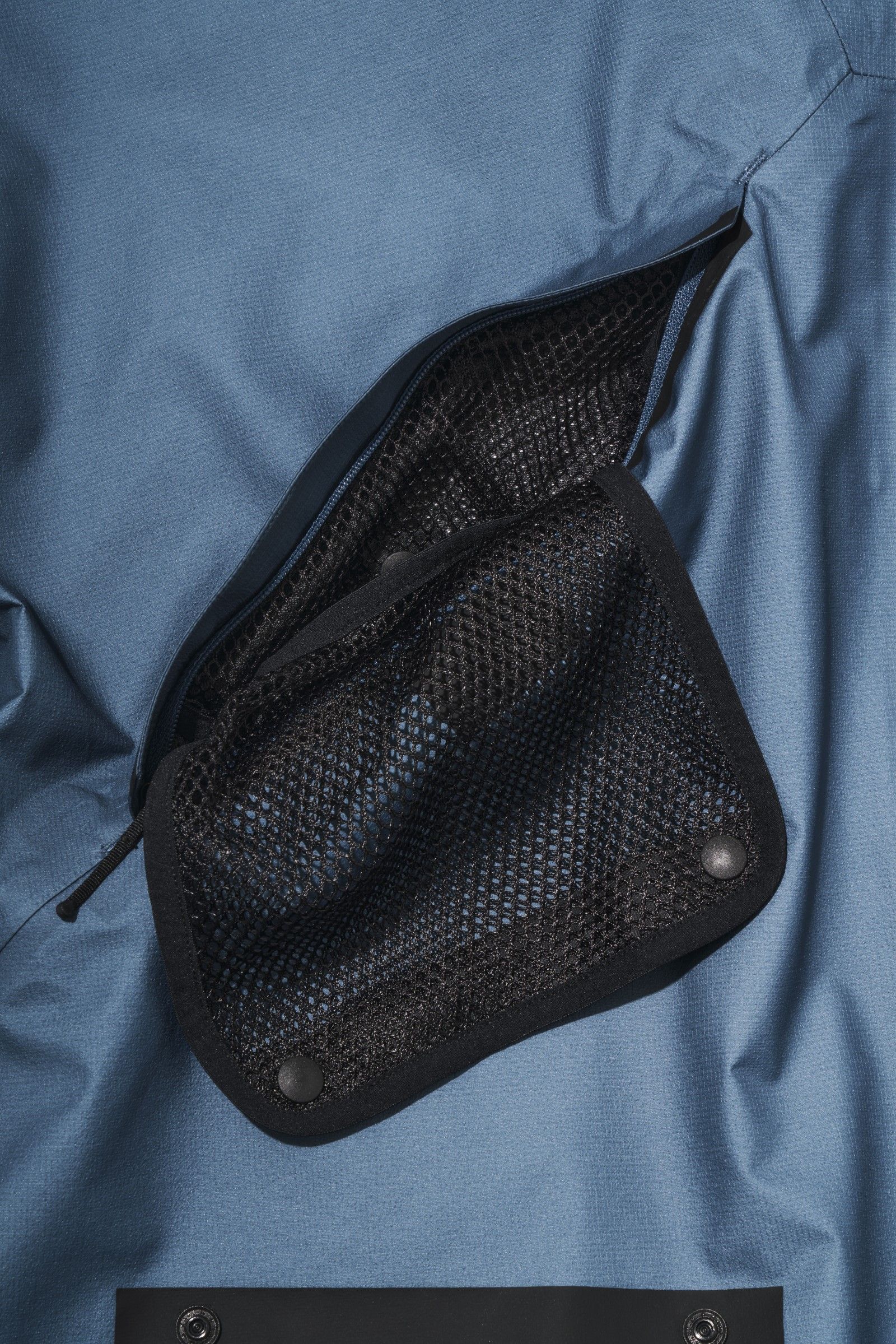 夏季割引 新品 Arris Pull Jacket GOLDWIN M XS ヨドバシ.com - ゴールドウイン GOLDWIN ARRIS JACKET G01900AP